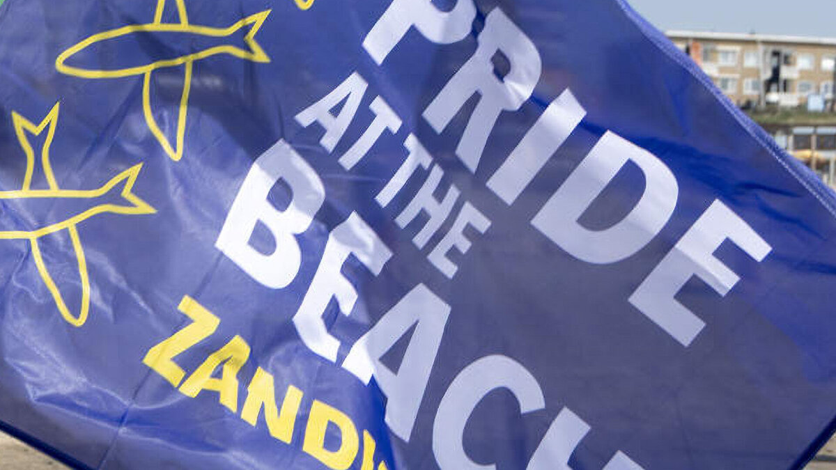 pride-at-the-beach---Haarlems_Dagblad