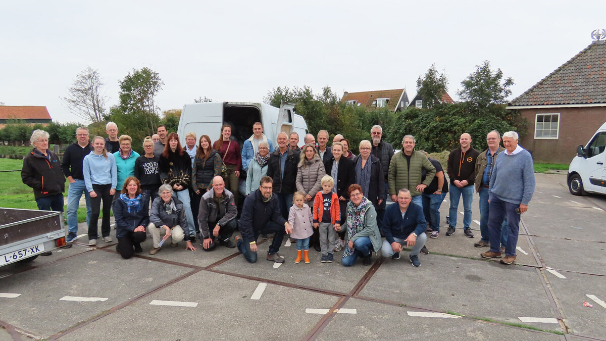 20251011 kledinginzameling marken 01---Pieter_Pereboom.jpg