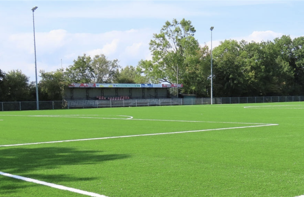 532529_kunstgrasveld-sv-marken---Pieter_Pereboom