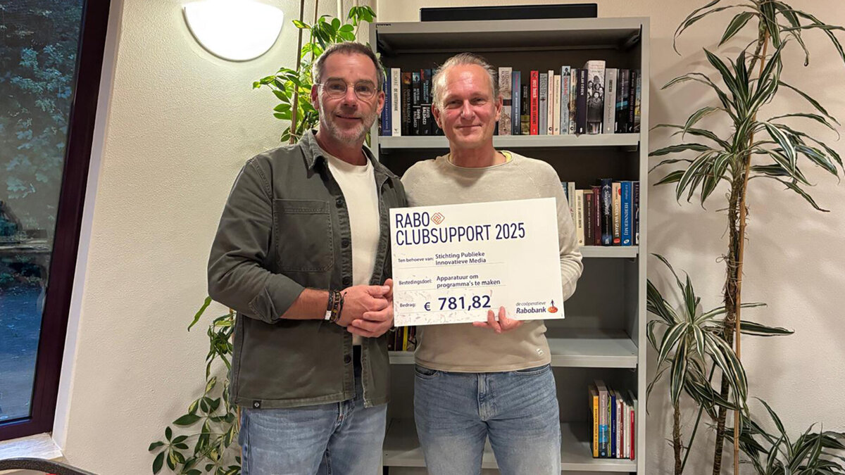 20251007 rabo-clubsupport-cheque-pim---Omroep_PIM.jpg