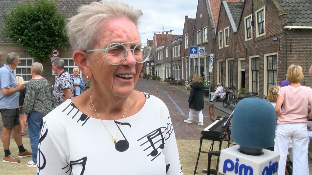 20260704JanHaringZingt09Omroep_PIM